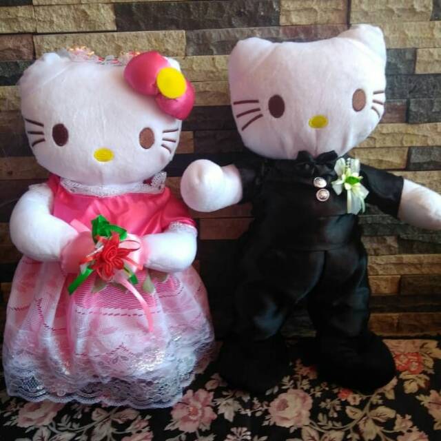 Boneka Hello Kitty Pengantin