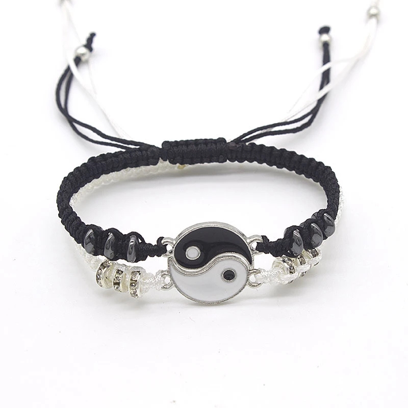 2pcs / Set Gelang Tali Tenun Tangan Liontin Yin Yang Tai Chi Bahan Alloy Gaya Cina Retro Untuk Pasangan Balance