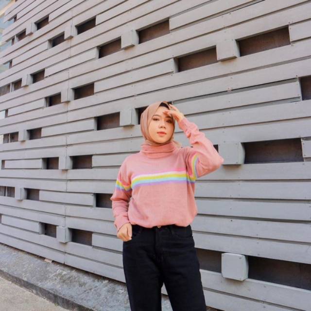 Sweater Rajut Pelangi Atasan Rajut Wanita