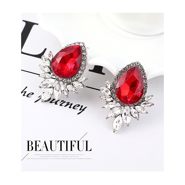 LRC Anting Tusuk Fashion Water Drop Diamond Earrings Y62698