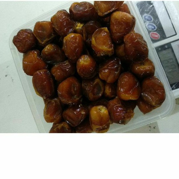 

kurma sukkari 1kg
