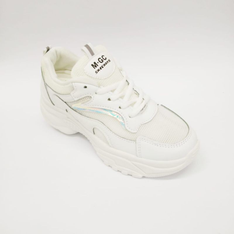 SNEAKERS WANITA-5