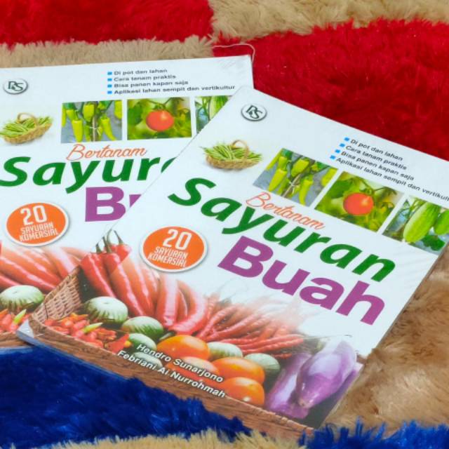 Buku Bertanam Sayuran Buah