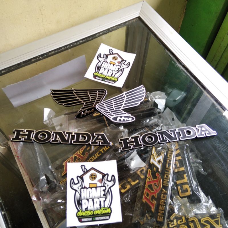 EMBLEM TANGKI CB IMPORT EMBLEM TANGKI CB 100