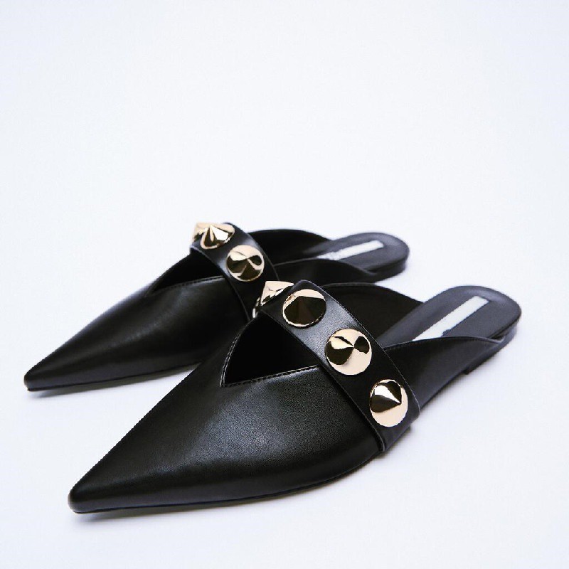 SEPATU ZR-132 POINTED TOE MULES WITH STUDS