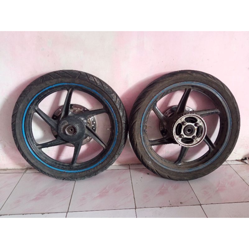 velg megapro mono original