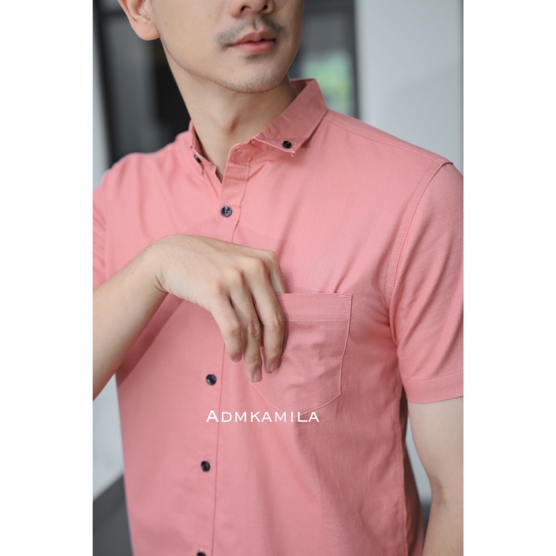 Kemeja pria polos slimfit kasual basic HeM lengan pendek pink salam