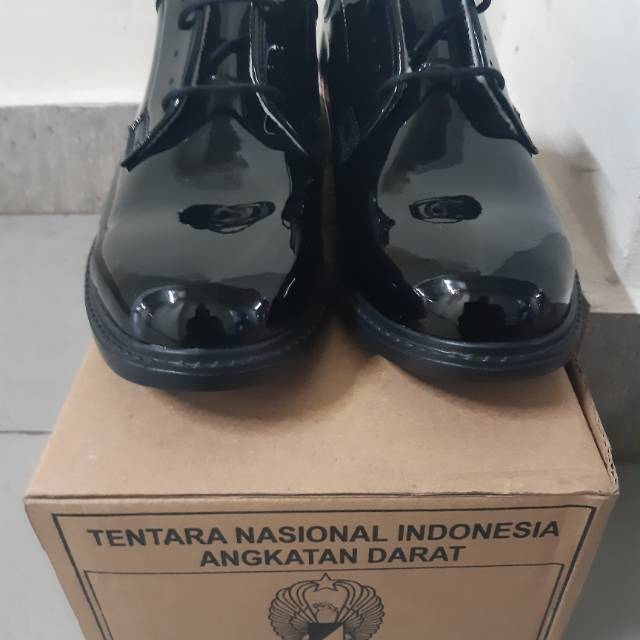 Sepatu PDH TNI AD