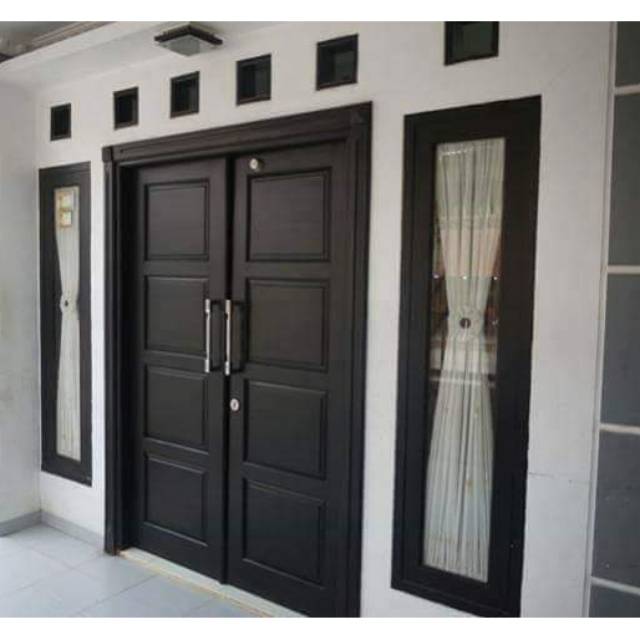 Paket Pintu utama 1 (1 kusen pintu, 2 daun pintu, 2 jendela+kusen, 6 lubang angin kecil)
