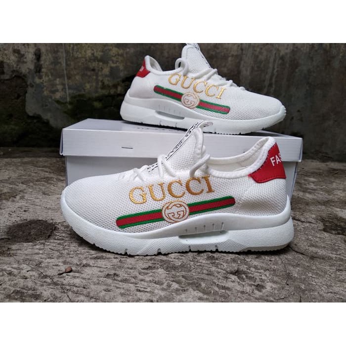 sepatu sneakers gucci