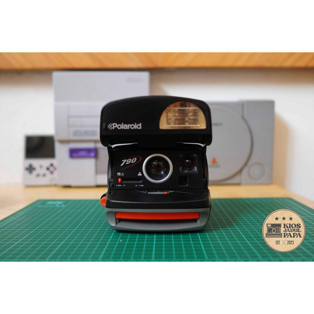 kamera vintage jadul polaroid 790