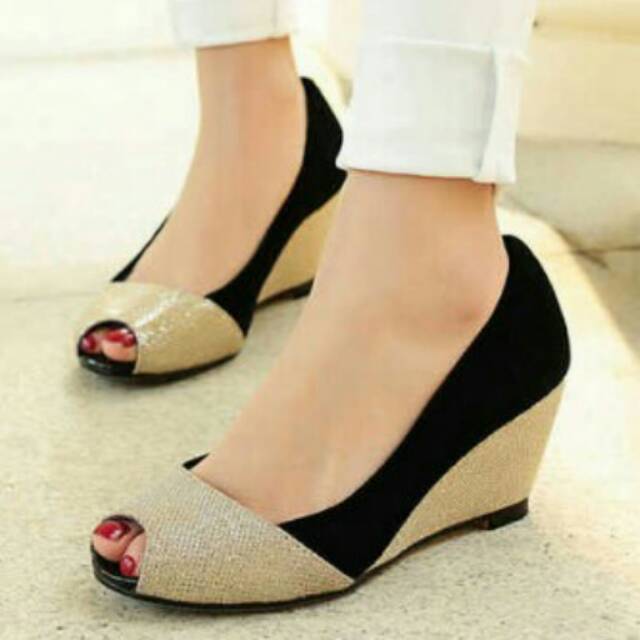 Wedges cantik