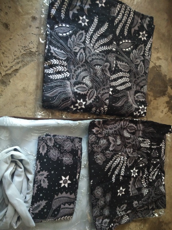 Set Couple Mini Blouse Silver Maura Couple Sania Ruffle Batik Couple Ori Ndoro Jowi Suryandhanu Dnt