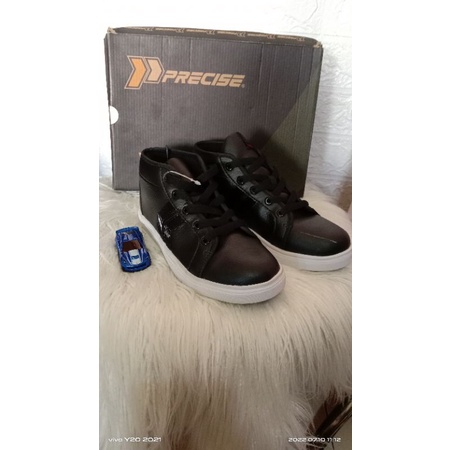 Sepatu Sekolah Precise ori