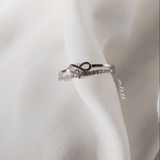 Jolie Infinity Ring