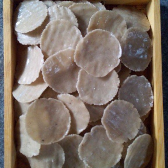 

kemplang tunu mentah 1 kg