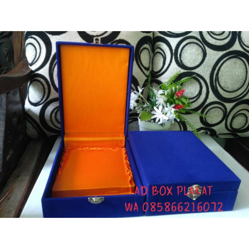BOX PLAKAT - PLAKAT AKRILIK- PLAKAT RESIN - MEDALI- CUSTOM BOX PLAKAT
