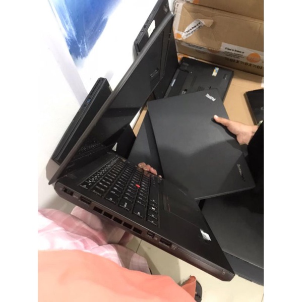 JUAL LAPTOP LENOVO THINKPAD T440s INTEL CORE i5 GEN 4TH 8GB RAM SALE!!