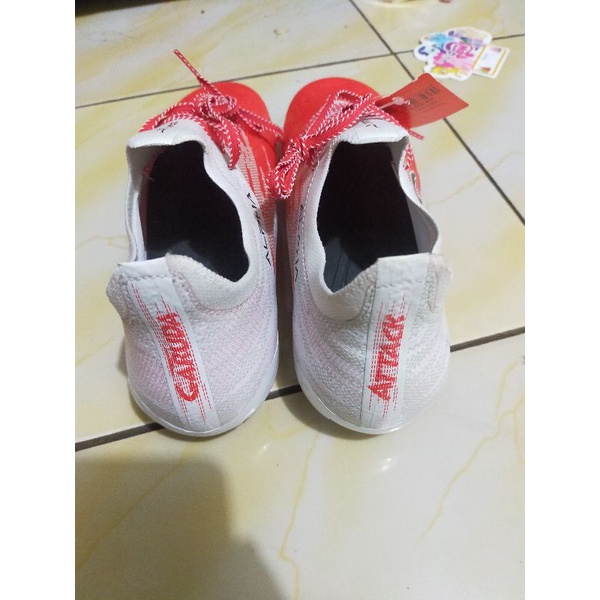 Specs Garuda attack alpha elite FG