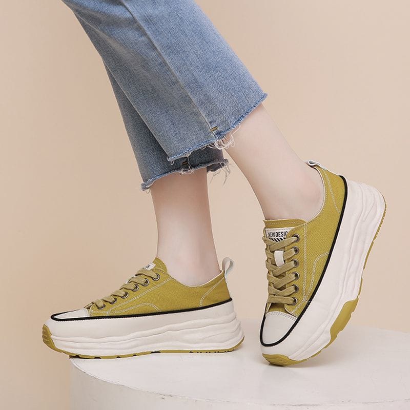 SNQ16 Sepatu Sneakers Wanita