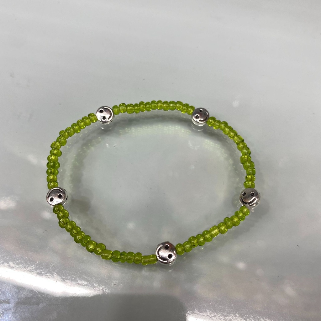 Gelang Tangan Manik-Manik Motif Smiley Face Warna Permen Beige Ala Korea / Retro Untuk Wanita-Green Bracelet
