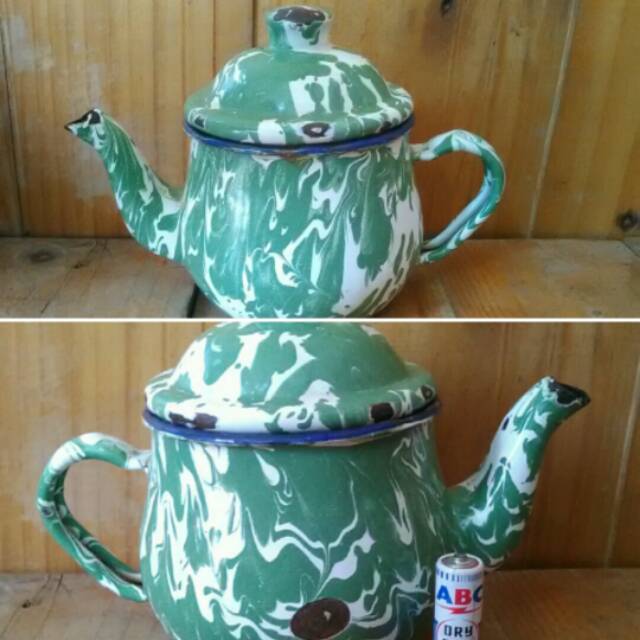 Teko Enamel Kecil Blirik