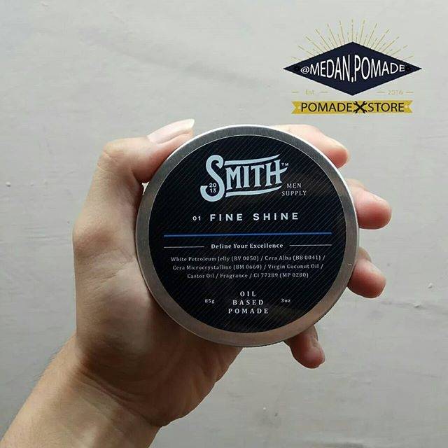 SMITH FINE SHINE POMADE