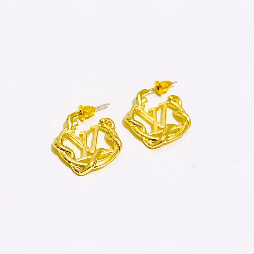 Anting Titanium Wanita Lapis Emas Model Tusuk AT-87