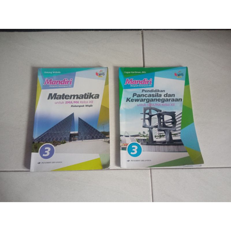 PRELOVED BUKU MANDIRI ERLANGGA MTK DAN PPKn KELAS 12