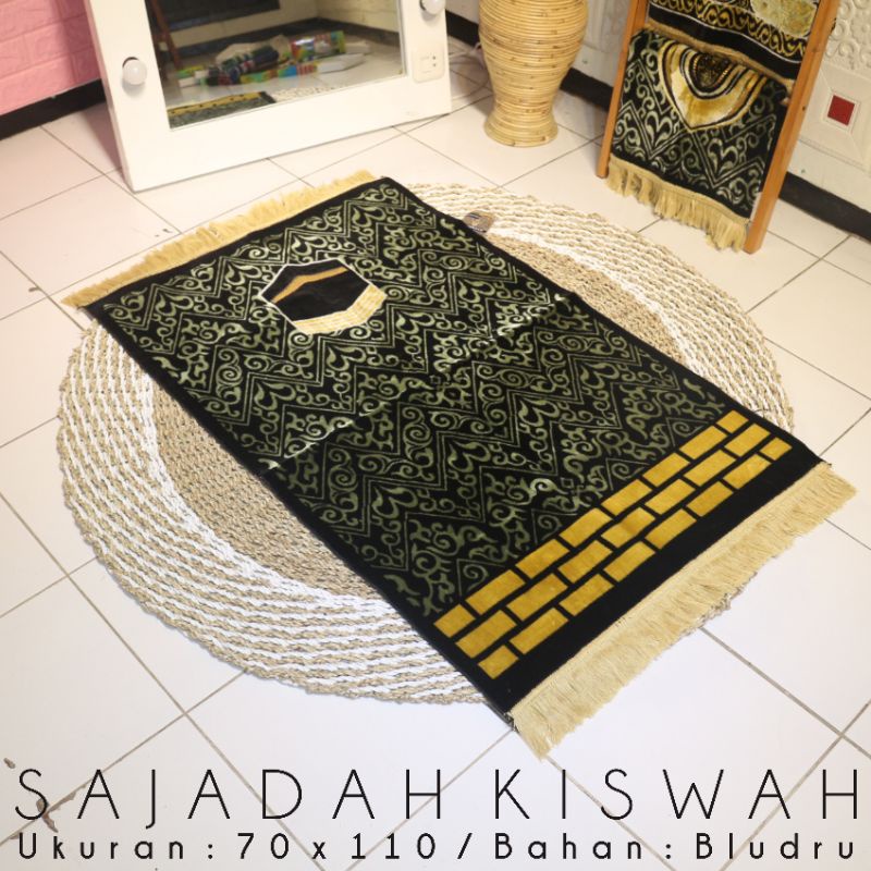 Sajadah Hitam Premium TEBAL LEMBUT DAN HALUS / Sajadah Kiswah Original KISWAH Motif Terbaru