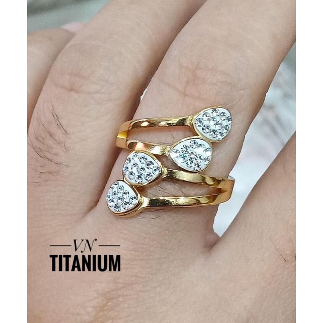 Titanium cincin wanita H111