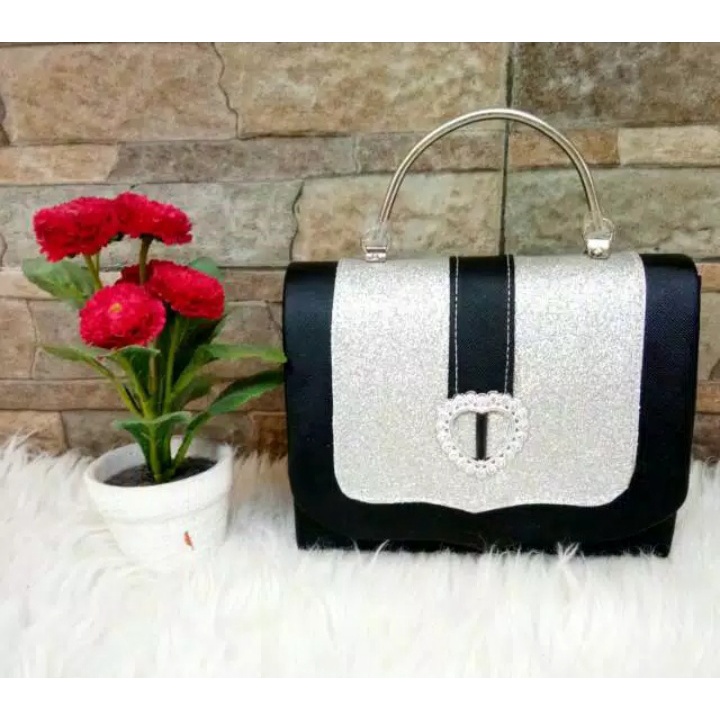 TAS PESTA MARSYA MODEL CLUCTH DAN SELEMPANG TERKESAN MEWAH DAN ELEGAN DERA SHOP99