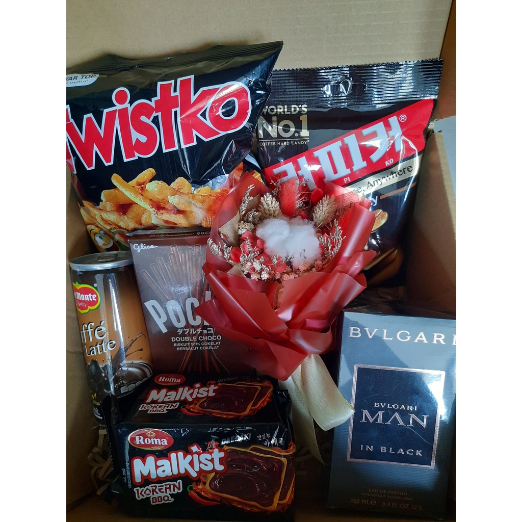 

Gift Box / Hampers / Kado Ulang Tahun / Kado Anniversary/ Kado Ulang Tahun Premium "JAJAN+PARFUM EDITION" (BISA CUSTOM)