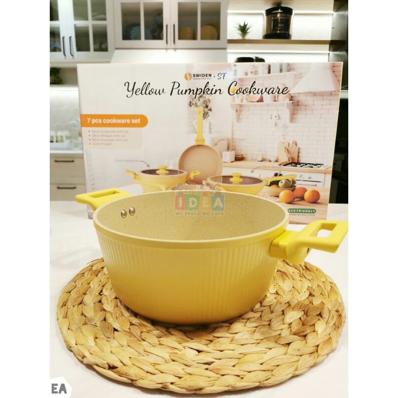 YellowPumpkinCookwareSet