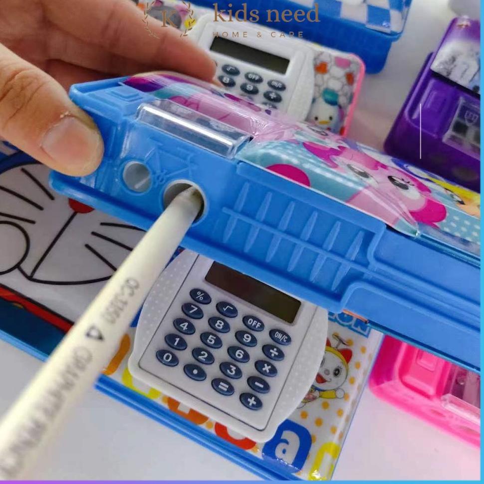 

(Z-OGI) (❤) Kotak Pensil Magnet Kalkulator / Tempat Pensil Karakter Calculator/Pensil Box Lucu ||viral)