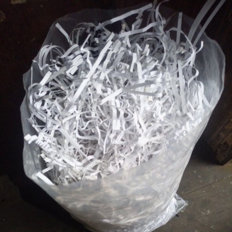 

100 gr kertas serut packing / kertas suwir / kertas gunting