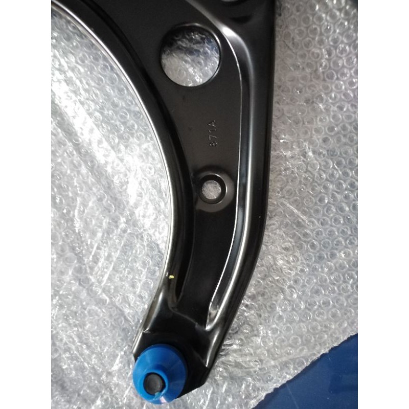Lower arm sayap assy Nissan March