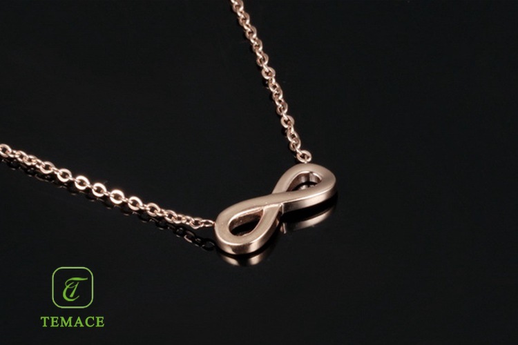 Kalung Wanita Titanium Anti Pudar