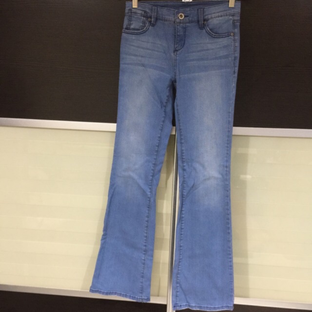 BNWOT BCBGMAXAZRIA Blue Jeans
