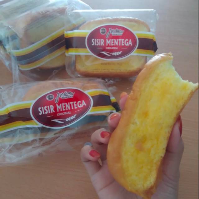 

Roti Sisir Mentega Jordan (1bungkus isi 2)