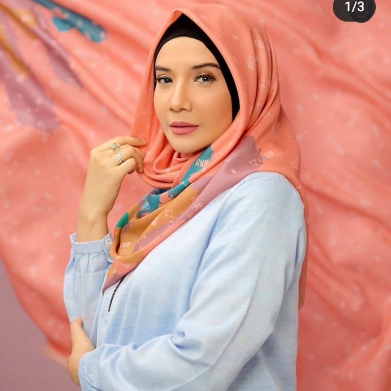 Deenay Scarves X Zaskia Sungkar