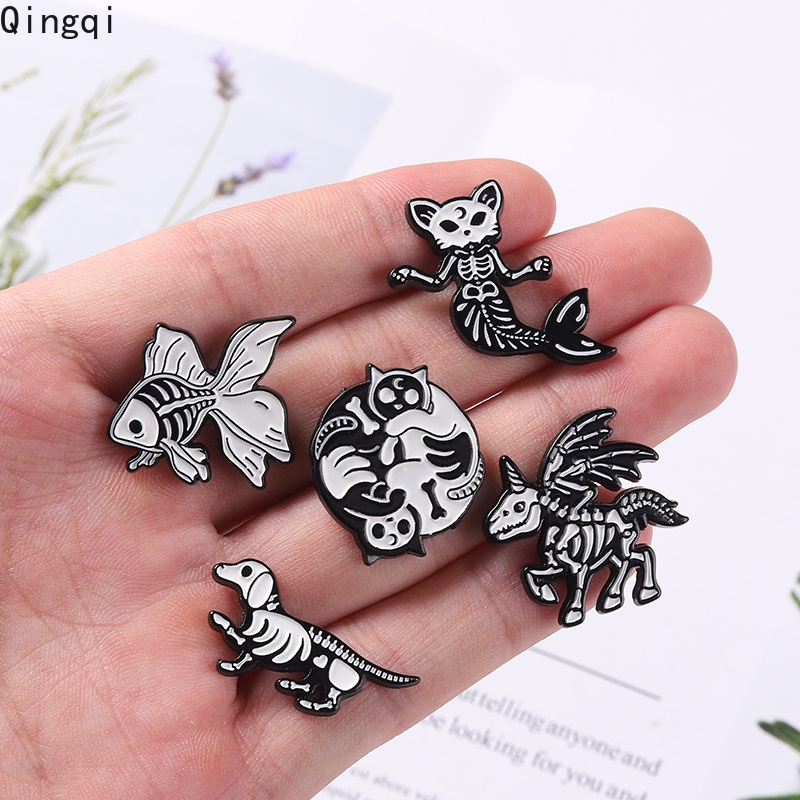 Bros Pin Enamel Desain Hewan Kucing Penyihir Mermaid Dinosaurus Gaya Punk Gothik