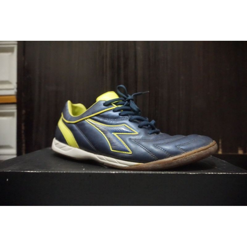 Sepatu diadora filenzi second original