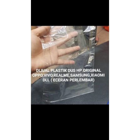

PLASTIK REPING WRAPING WRAPPING DUS HP OPPO VIVO XIAOMI TIPIS LEMBUT PLASTIK PEMBUNGKUS DUS HP OPPO TIPIS LEMBUT