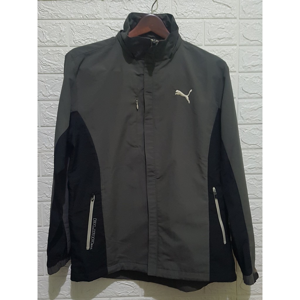 Jaket Puma Outdoor Cowo PL Preloved Second Hijau Tua dan Hitam Mulus