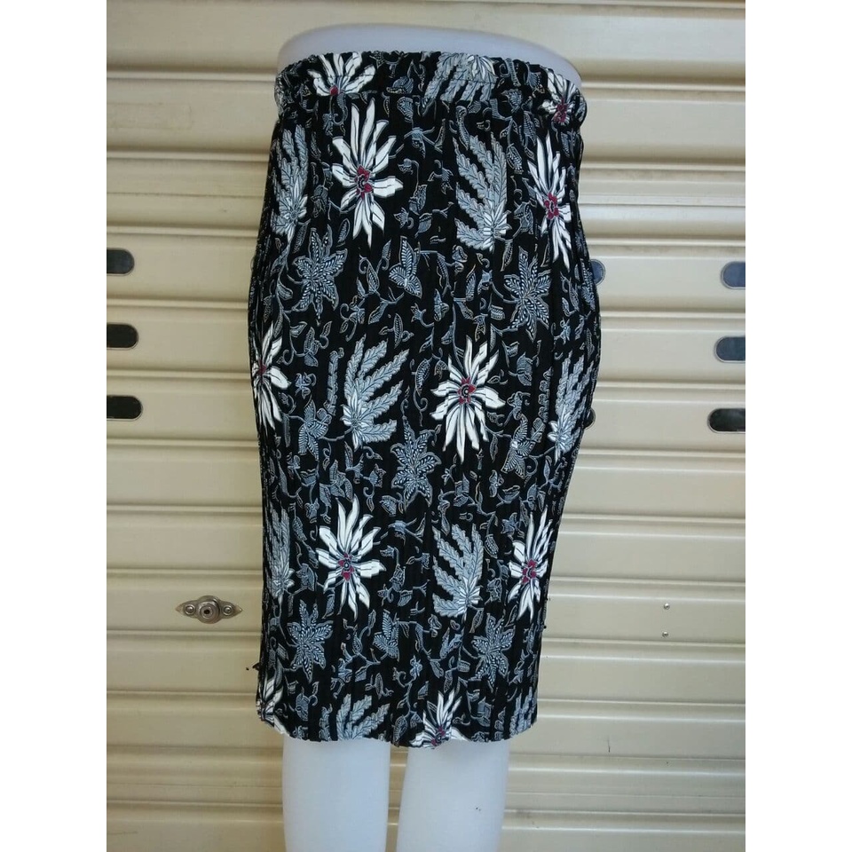 Rok Plisket Pendek Bawahan Kebaya Aneka Pilihan Motif