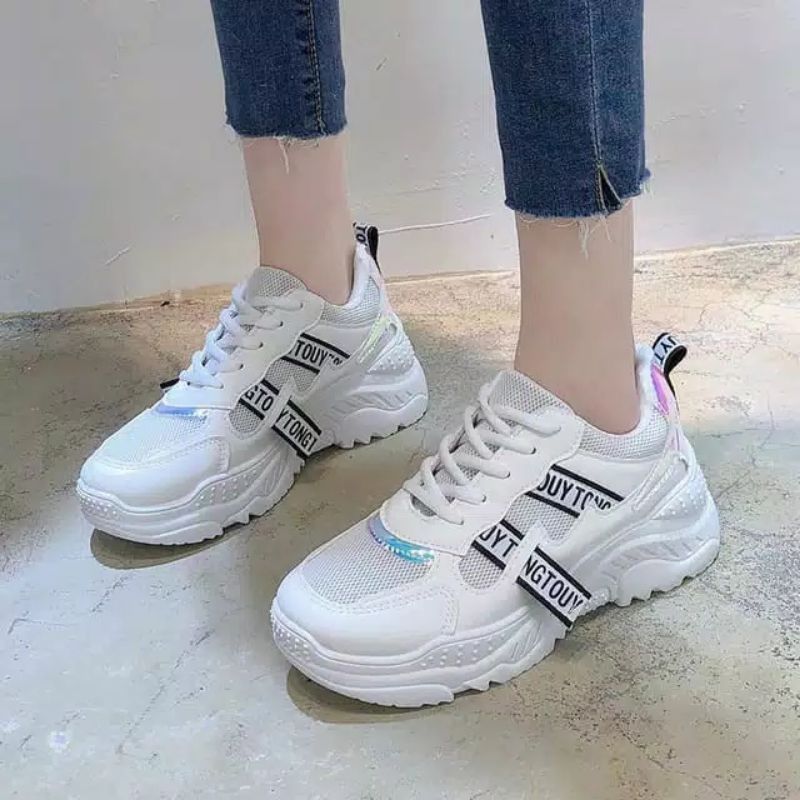 Sepatu Wanita Sepatu Sneaker Wanita korea TOUNGTOY