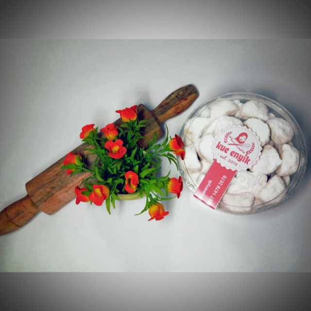 

Kue Enyik