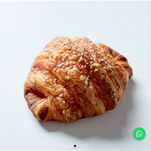 

READY JAKARTA 01 MAR 2025 - DOUBLE CHEESE CROISSANT AMBROGIO PATISSERIE BANDUNG VIENNOISERIES CROISSANT CROFFLE BUTTER SUGAR ORI