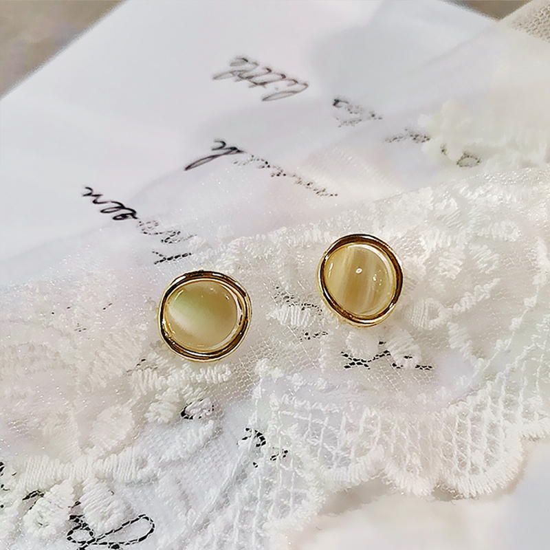 Anting Bentuk Bulat Opal Gaya Vintage Minimalis Untuk Wanita